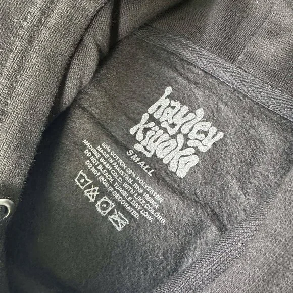 Official Hayley Kiyoko Tour Merch Panorama Black Hoodie Size Small Rare NEW - Picture 3 of 3